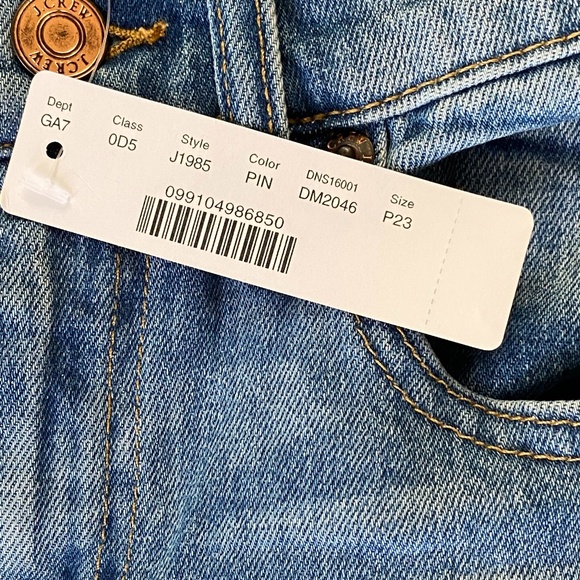 NWT J.Crew Slim BF Distressed Shadow Patch Jeans - Picture 7 of 11